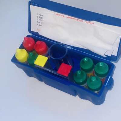 Swimming pool test kit