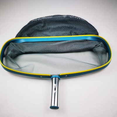 Lesf Skimmer